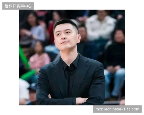 前辽宁功勋主帅杨鸣的未来去向成为焦点,据传北控男篮已开出千万级别长约 前辽宁功勋主帅杨鸣的未来去向成为焦点,据传北控男篮已开出千万级别长约